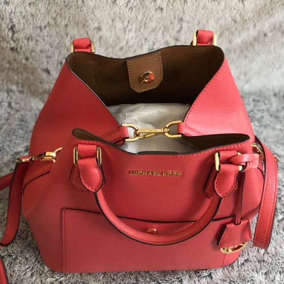 Micheal Kors Coral Greenwich Satchel Crossbody - Picture 5 of 7